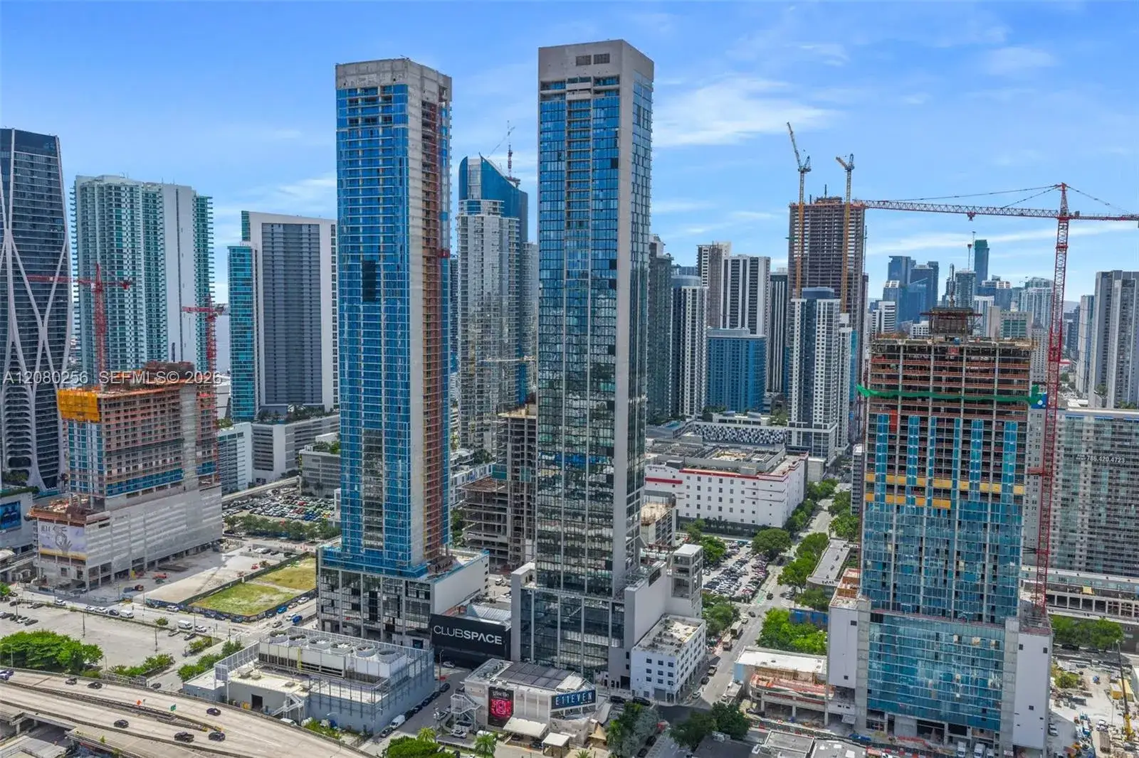 1 bedroom 1 bath Residential Lease for rent at 20 NE 11th St # 09, Miami FL 33132