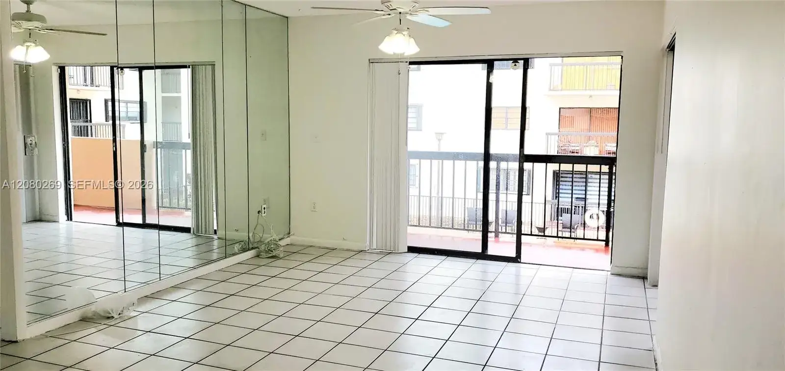 995 SW 84th Ave # 218, Miami FL 33144