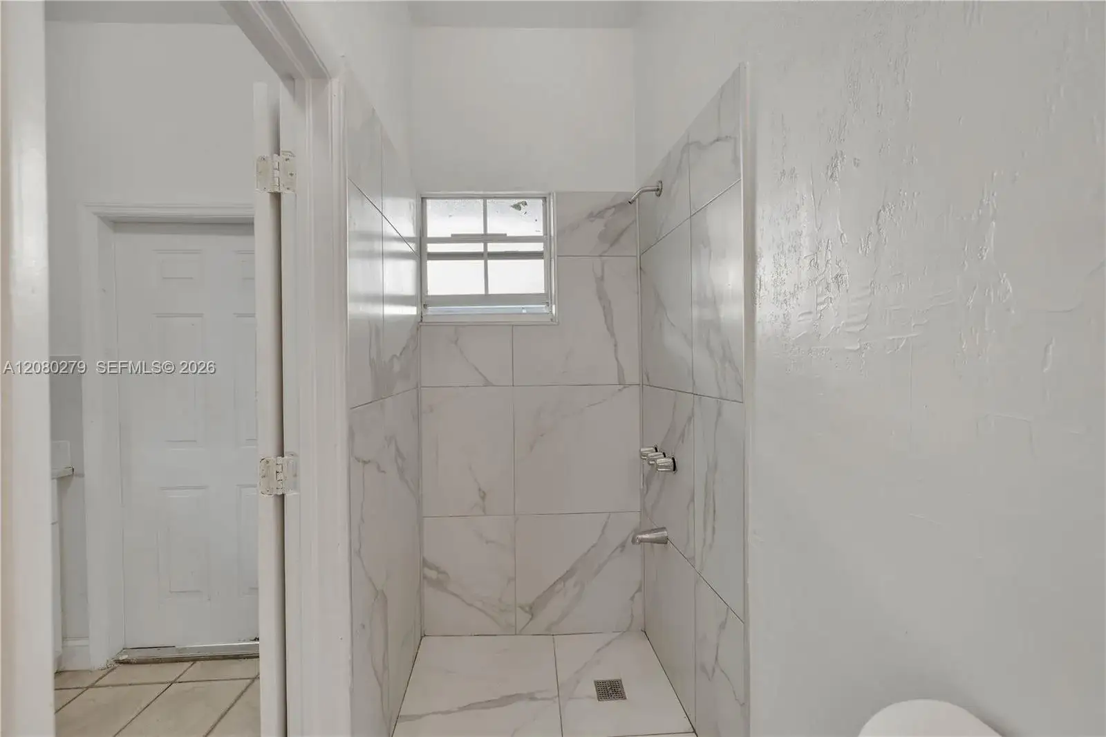 1 bedroom 1 bath Residential Lease for rent at 536 NW 25th Ave # C, Miami FL 33125