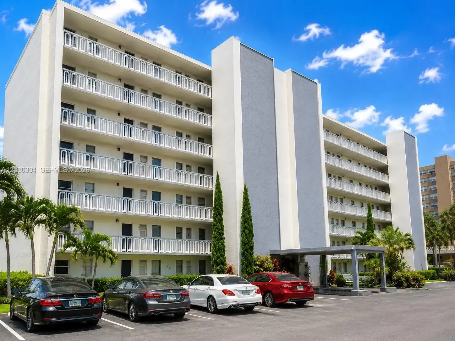 2 bedroom 2 bath Residential Lease for rent at 301 NE 14th Ave # 507, Hallandale Beach FL 33009