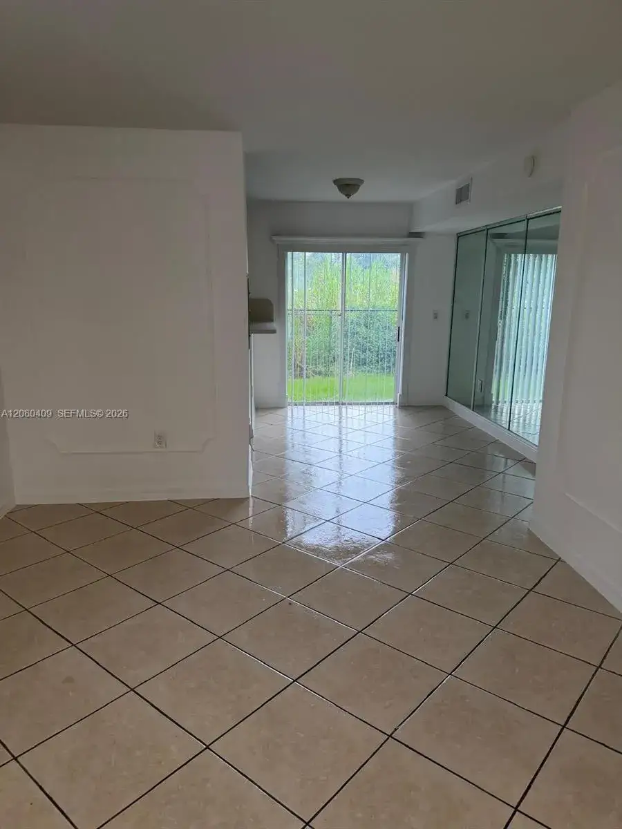 3 bedroom 2 bath Residential Lease for rent at 2900 SE 12th Rd # 28, Homestead FL 33035