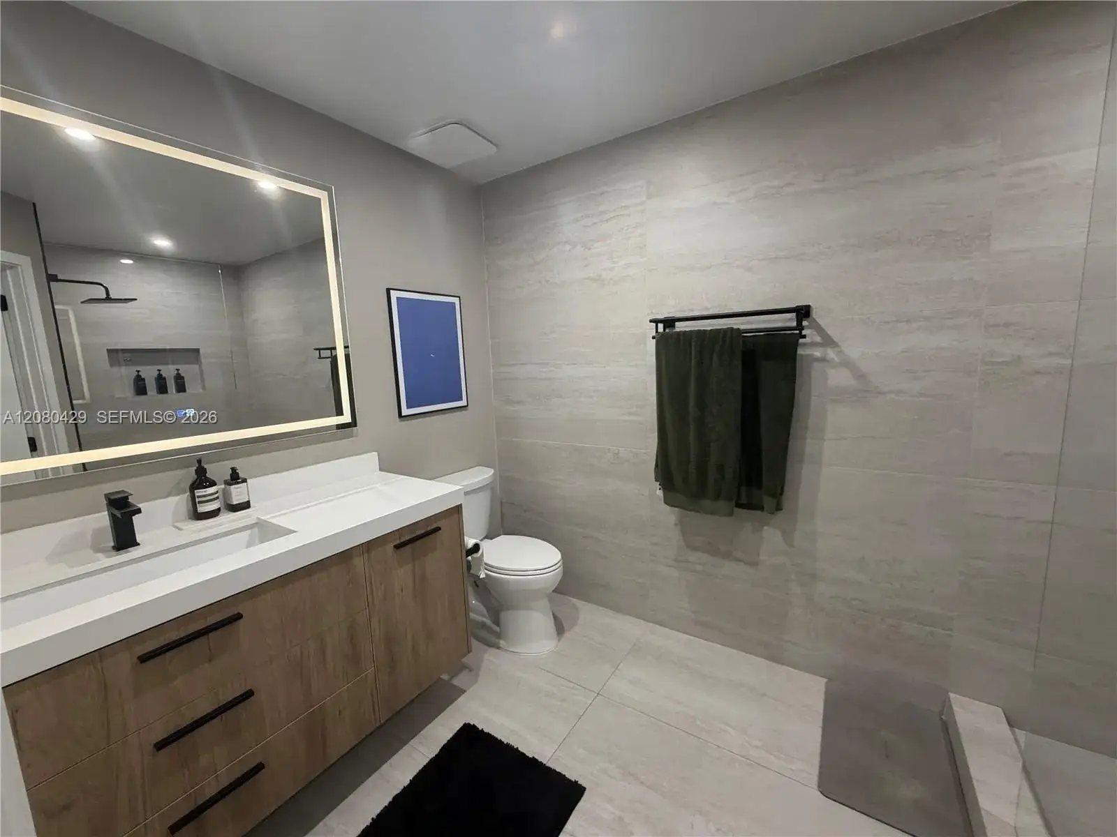 16676 Hemingway Dr, Weston FL 33326