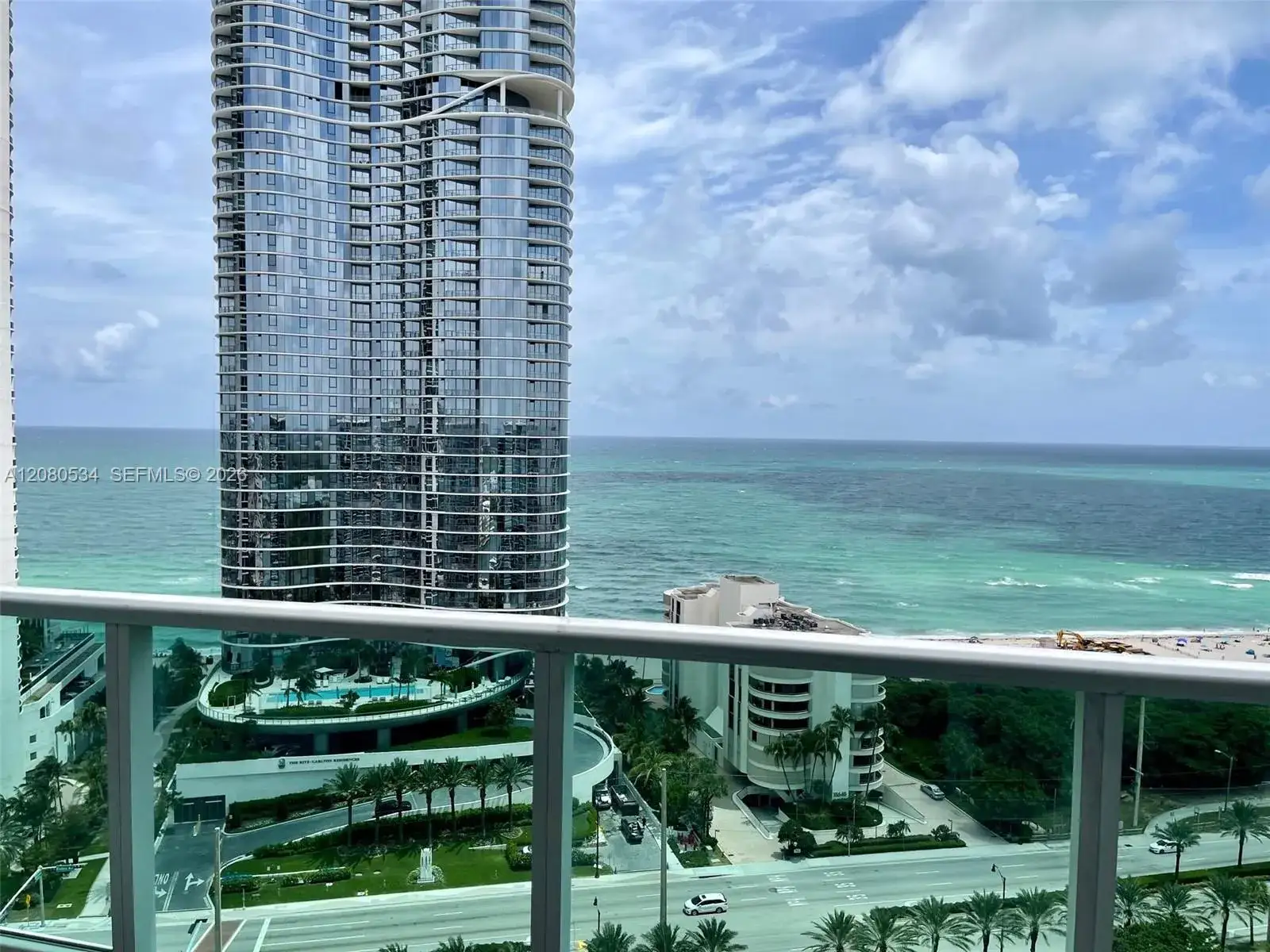 2 bedroom 2 bath Residential Lease for rent at 100 Bayview Dr, Sunny Isles Beach FL 33160