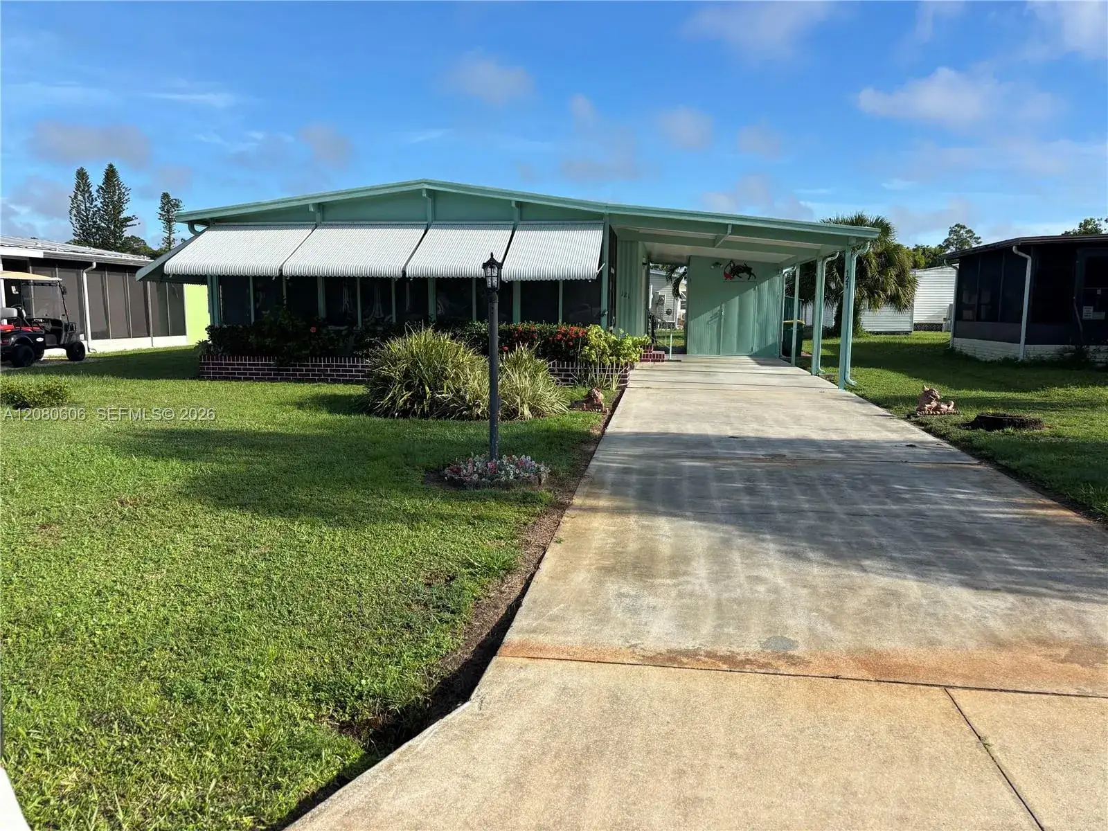 2 bedroom 2 bath Residential for sale at 121 Sugar Loaf # 63, Naples FL 34114