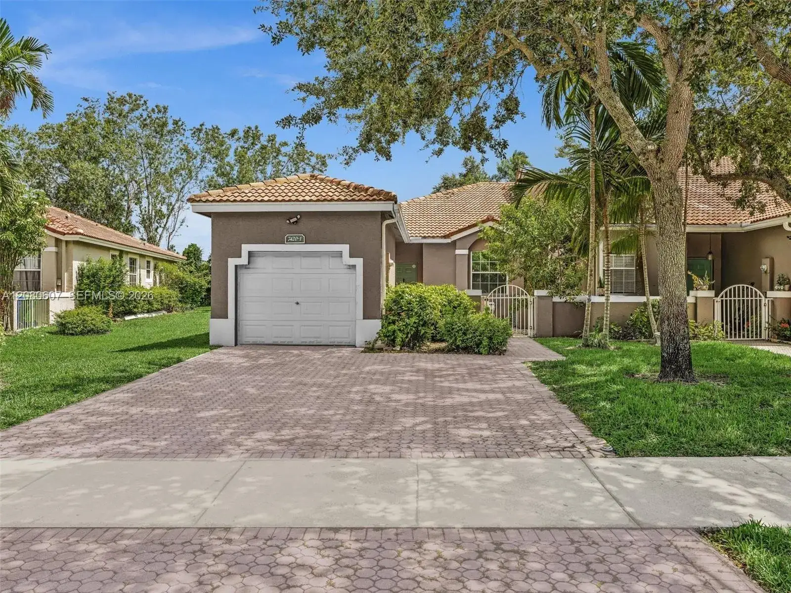 2 bedroom 2 bath Residential for sale at 7420 S Aragon Blvd # 1, Sunrise FL 33313
