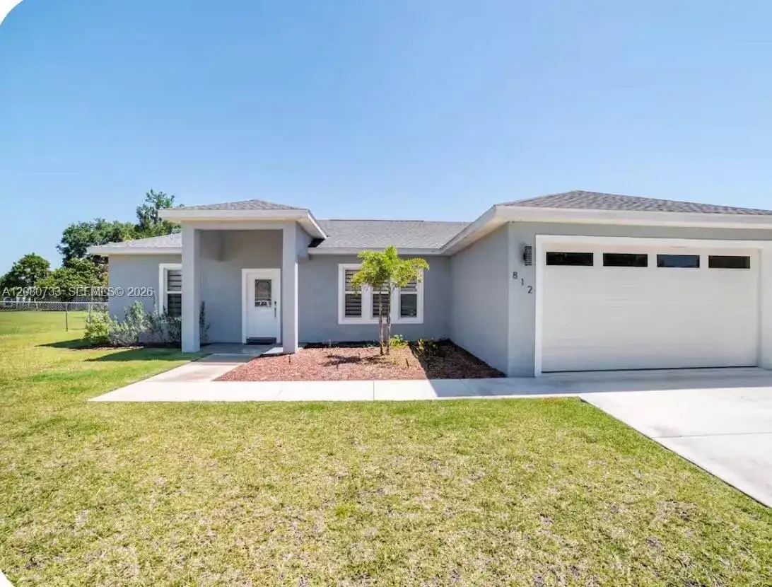 3 bedroom 2 bath Residential for sale at 812 Lake Betty Dr, Lake Placid FL 33852