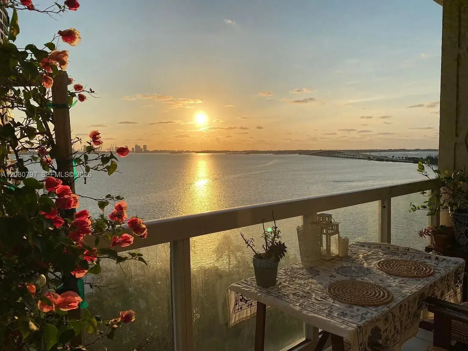 1 bedroom 1 bath Residential Lease for rent at 2451 Brickell Ave # 11F, Miami FL 33129