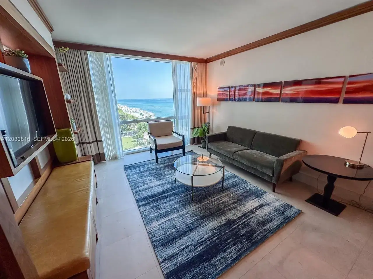 1 bedroom 1 bath Residential Lease for rent at 6801 Collins Ave, Miami Beach FL 33141
