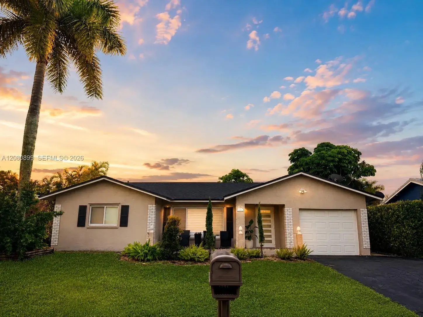 3 bedroom 2 bath Residential for sale at 9416 NW 72nd Ct, Tamarac FL 33321