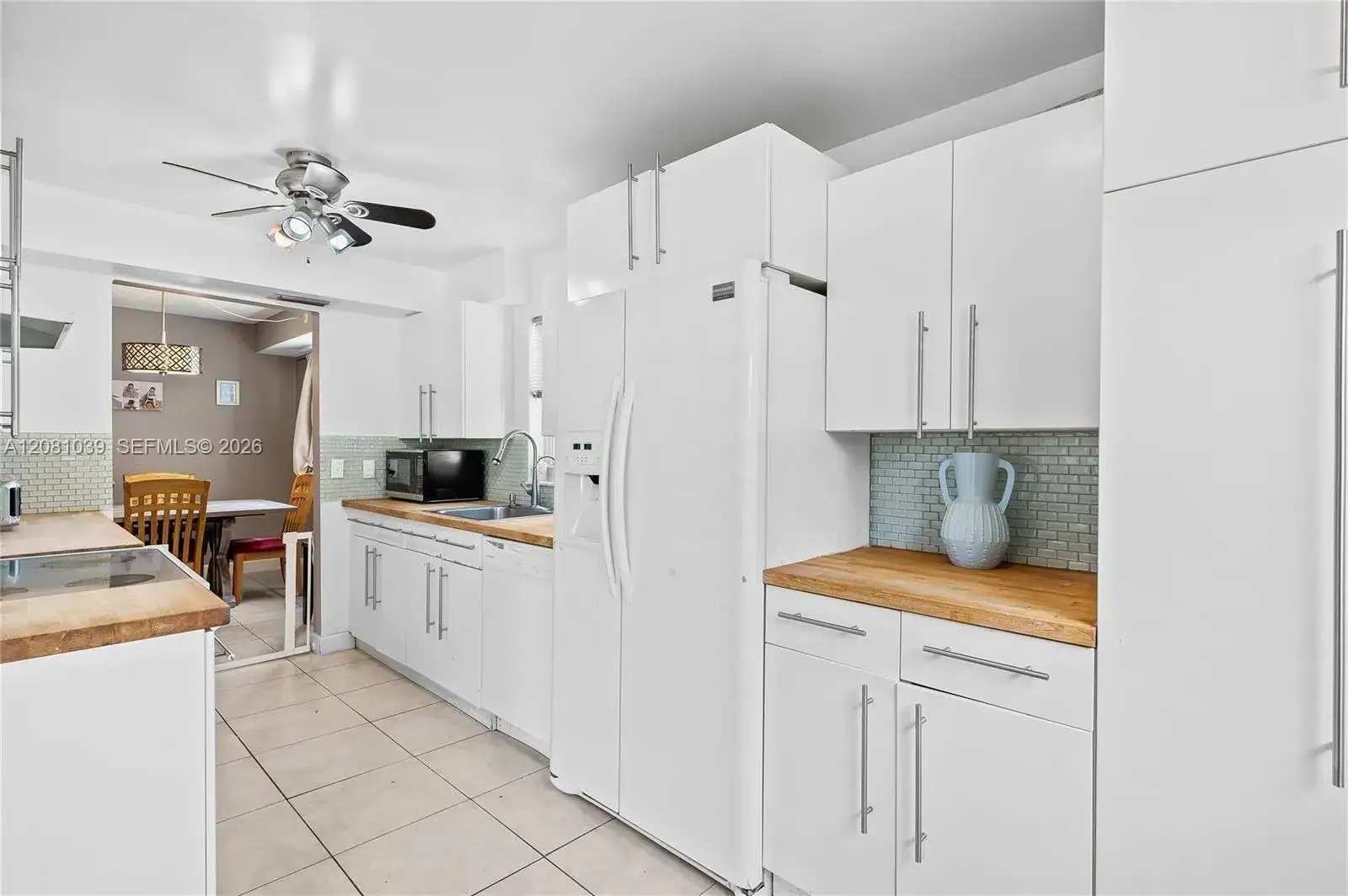 2 bedroom 2 bath Residential for sale at 8002 Lagos De Campo Blvd # 101, Tamarac FL 33321