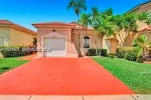 2240 NE 37th Rd, Homestead FL 33033