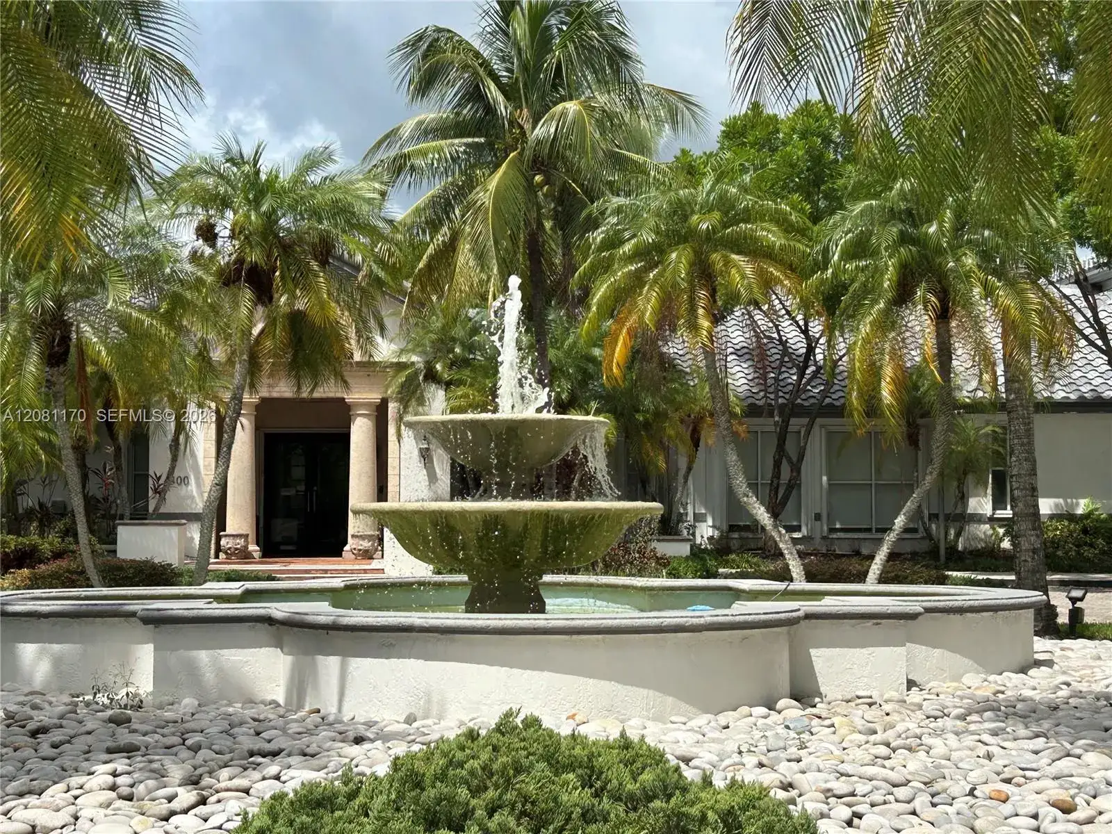 2 bedroom 2 bath Residential Lease for rent at 4440 NW 107th Ave # 7, Doral FL 33178