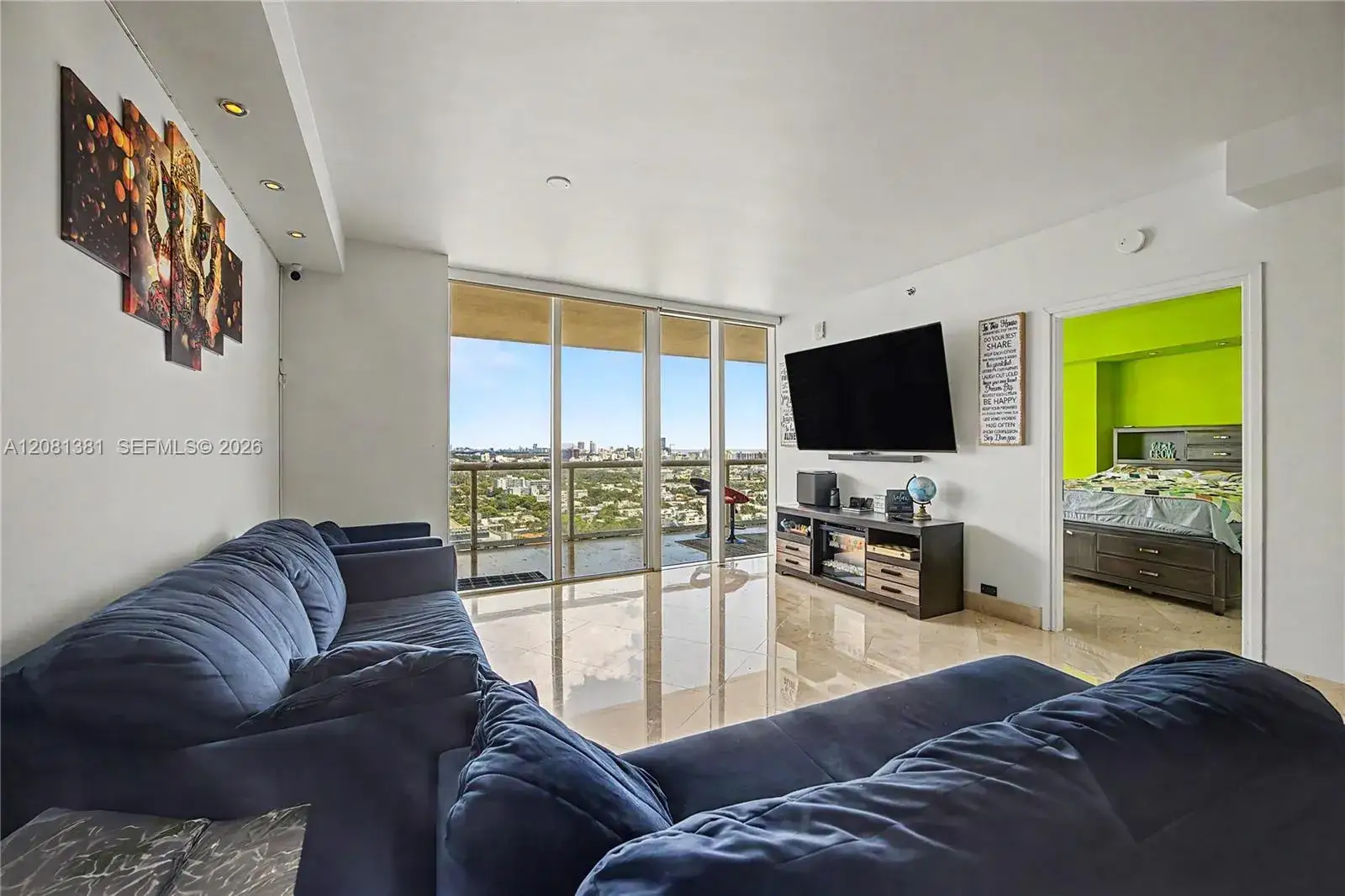 2 bedroom 2 bath Residential Lease for rent at 450 Alton Rd # 2406, Miami Beach FL 33139
