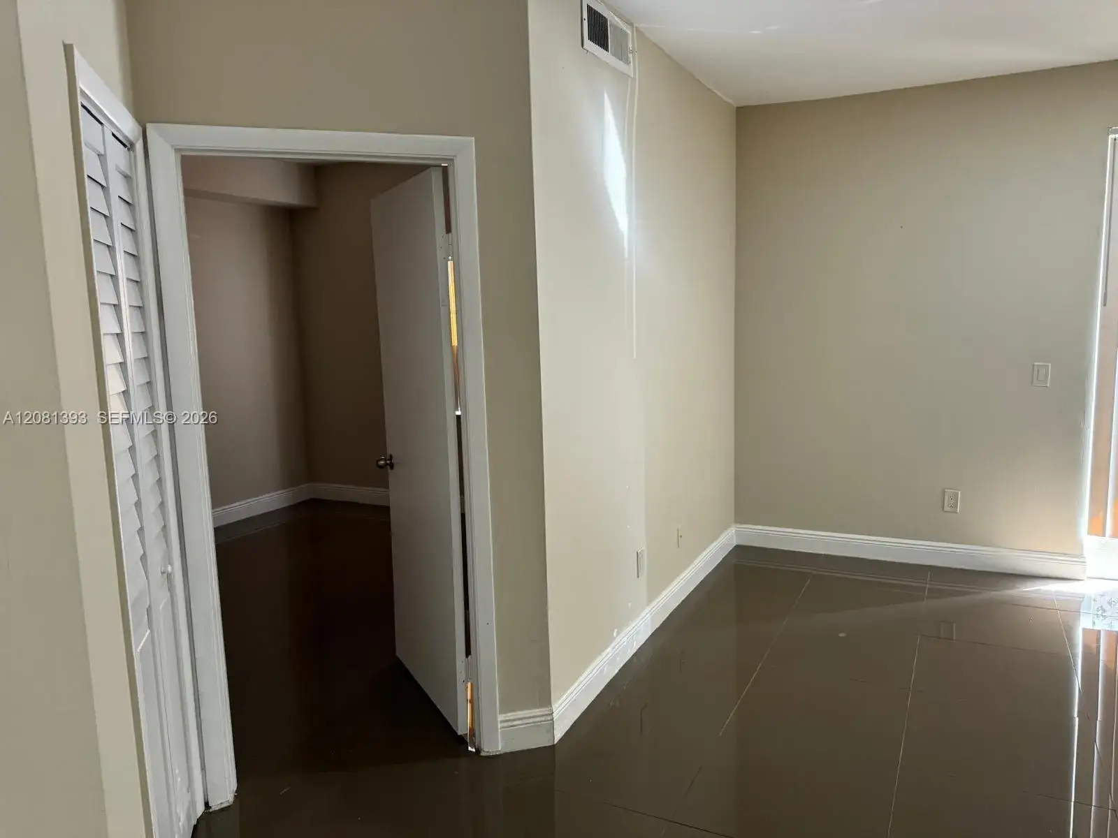 1 bedroom 1 bath Residential Lease for rent at 18324 NW 68th Ave # B, Hialeah FL 33015