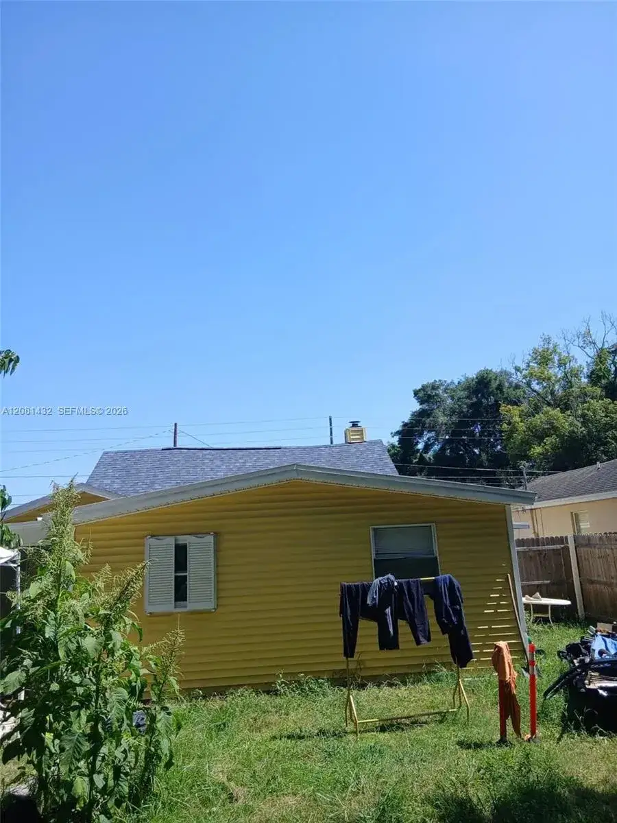 3 bedroom 1 bath Residential for sale at 5424 BLUE GRASS ST, Orlando FL 32810