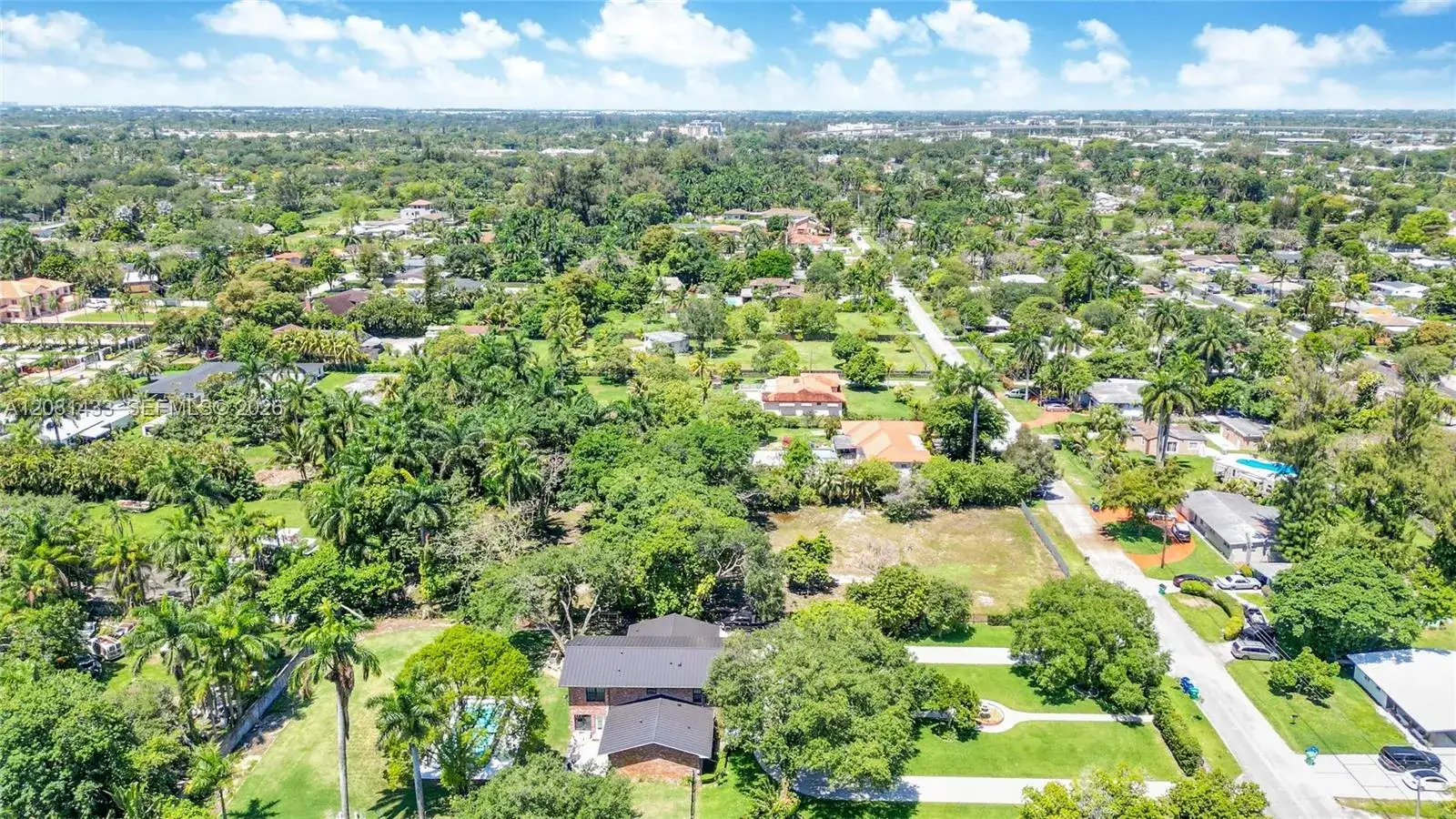 Commercial Land for sale at 350 NE 158th St, Miami FL 33162