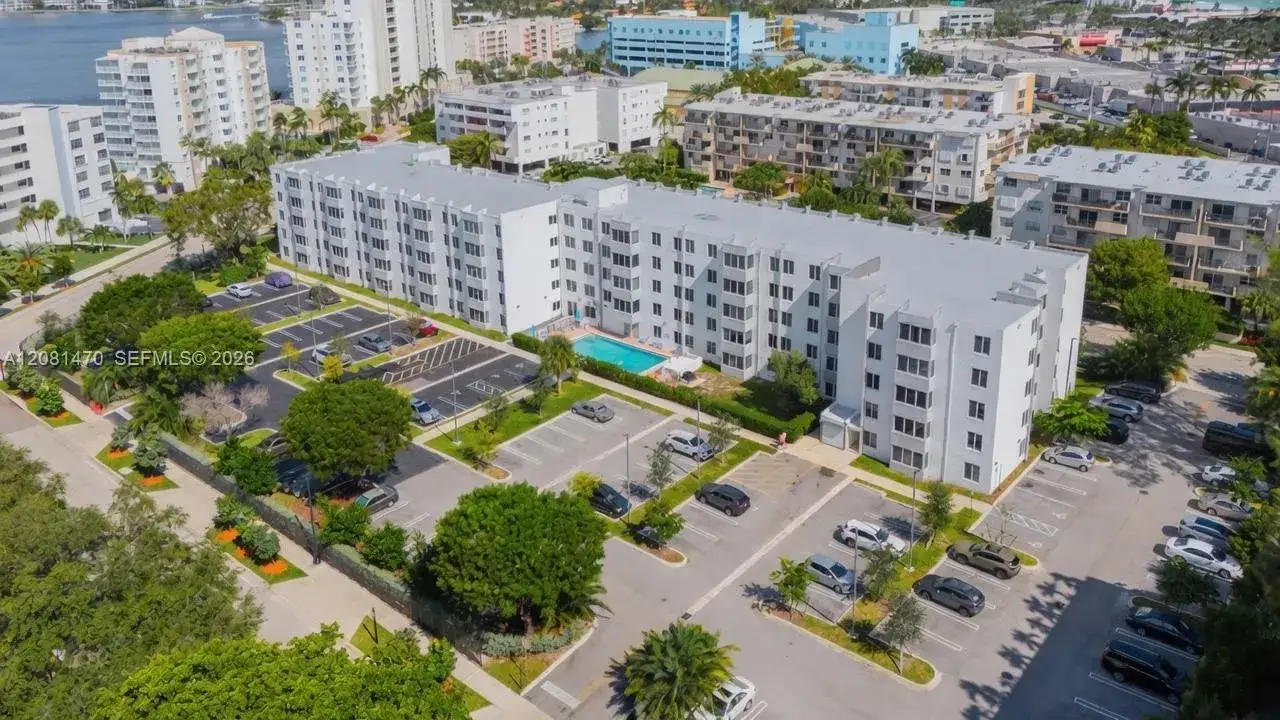 250 180th Dr # 158, Sunny Isles Beach FL 33160