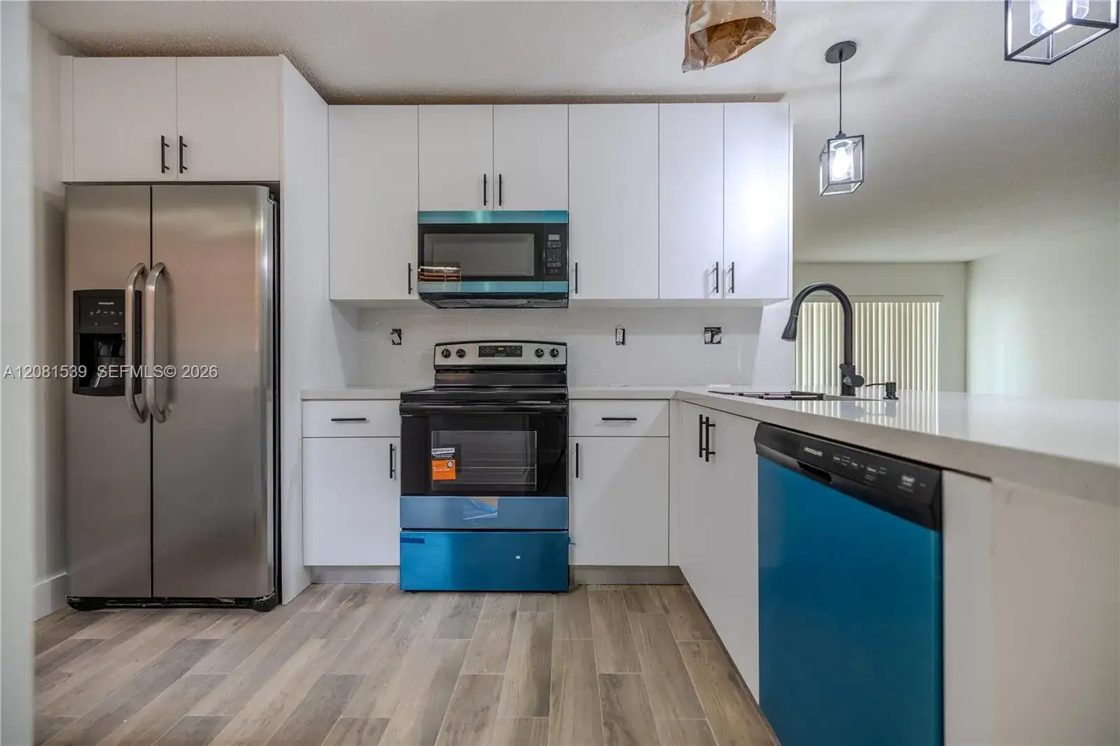 3 bedroom 2 bath Residential Lease for rent at 12527 NW 11th Ln # 204, Miami FL 33182
