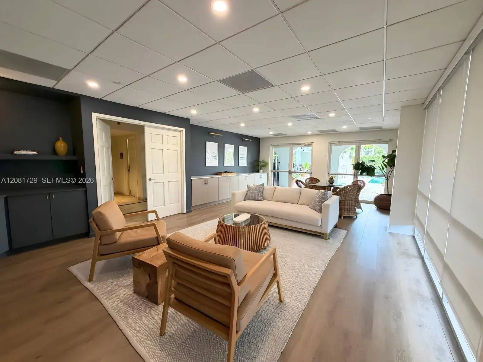 1 bedroom 1 bath Residential Lease for rent at 2351 Douglas Rd # 1009, Miami FL 33145