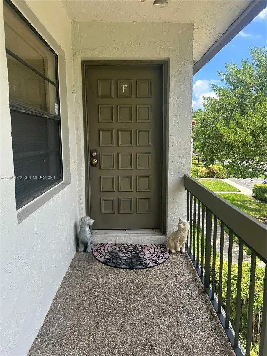 2 bedroom 2 bath Residential Lease for rent at 9205 Pecky Cypress Ln # 8F, Boca Raton FL 33428