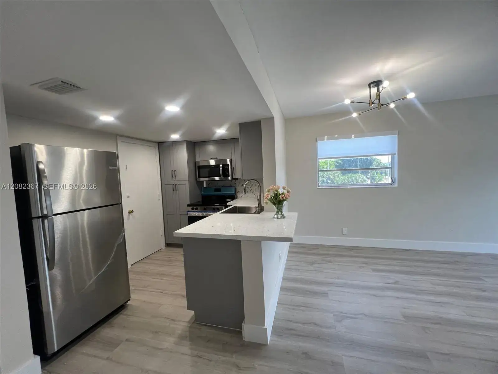 1 bedroom 1 bath Residential for sale at 16801 NE 14th Ave # 311, Miami FL 33162