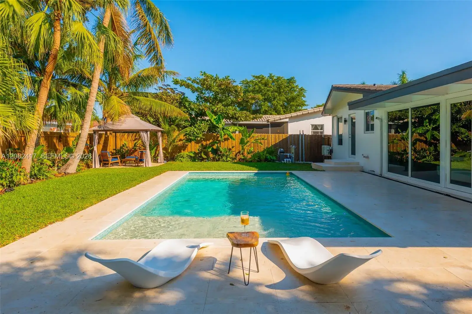 3 bedroom 2 bath Residential for sale at 1025 Washington St, Hollywood FL 33019