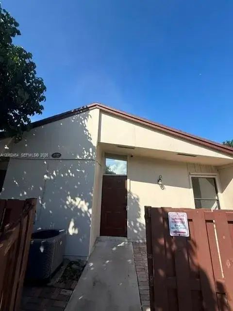 3 bedroom 2 bath Residential for sale at 22583 Vistawood Way, Boca Raton FL 33428