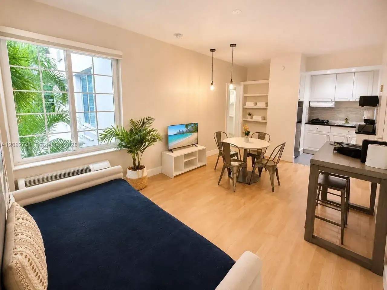 3025 Indian Creek Dr # 204, Miami Beach FL 33140