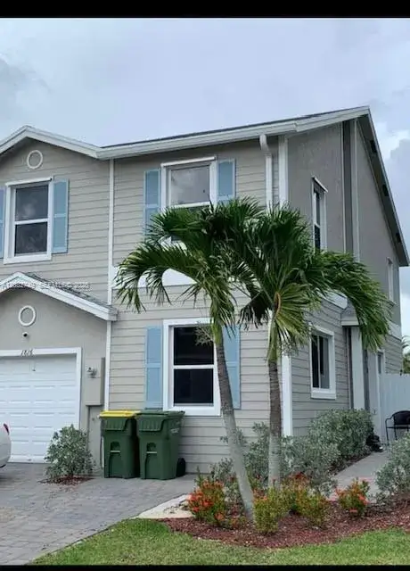 4 bedroom 3 bath Residential for sale at 1816 SE 9th Ave, Homestead FL 33034