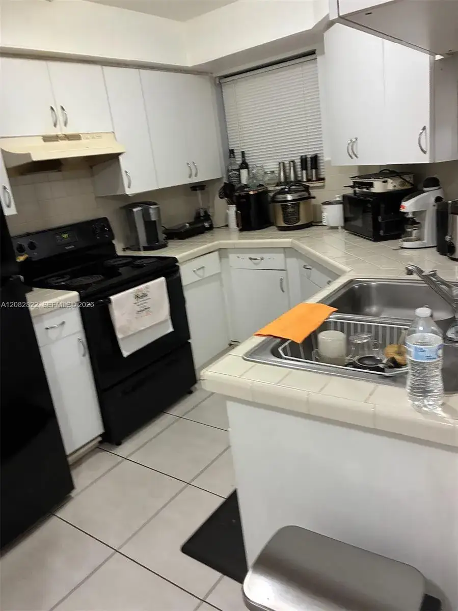 1 bedroom 1 bath Residential Lease for rent at 8305 SW 152nd Ave # 103, Miami FL 33193