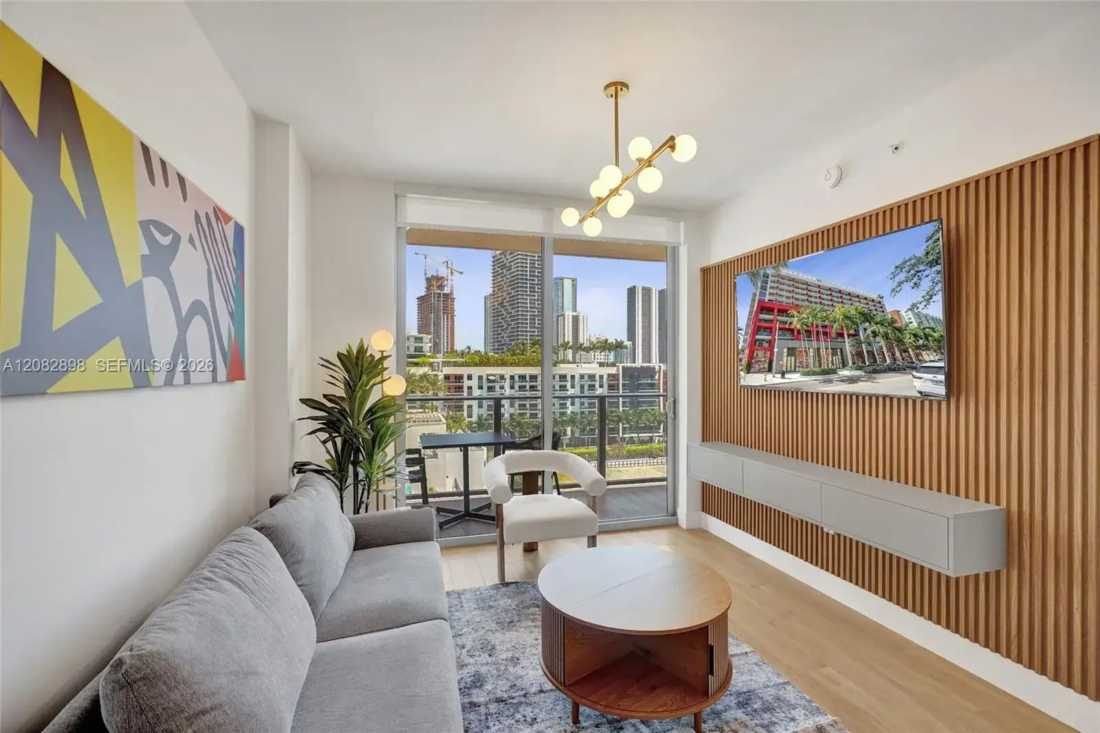 1 bedroom 1 bath Residential Lease for rent at 90 NE 32 # 902, Miami FL 33137