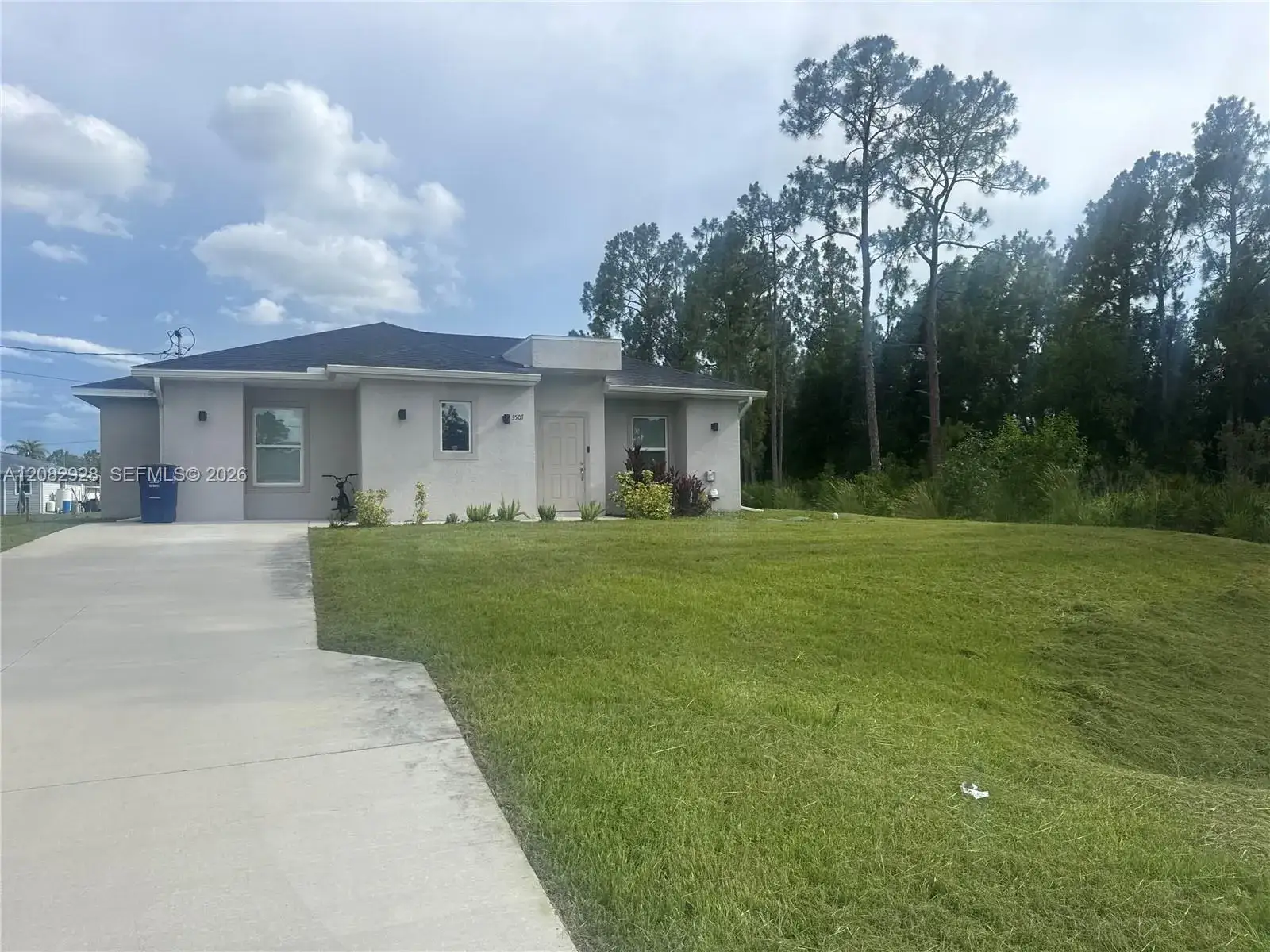 3 bedroom 2 bath Residential Lease for rent at 3507 W 15, Lehigh Acres FL 33971