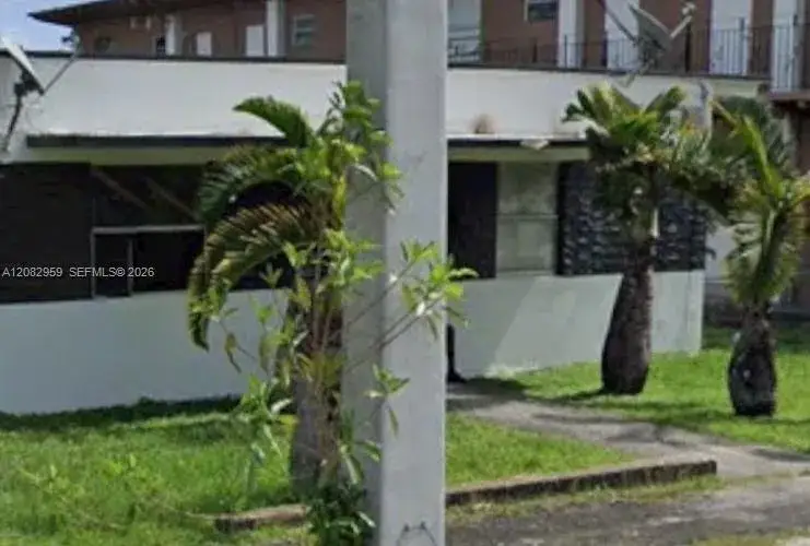 Residential Income for sale at 537 SW 6th Ave, Homestead FL 33030