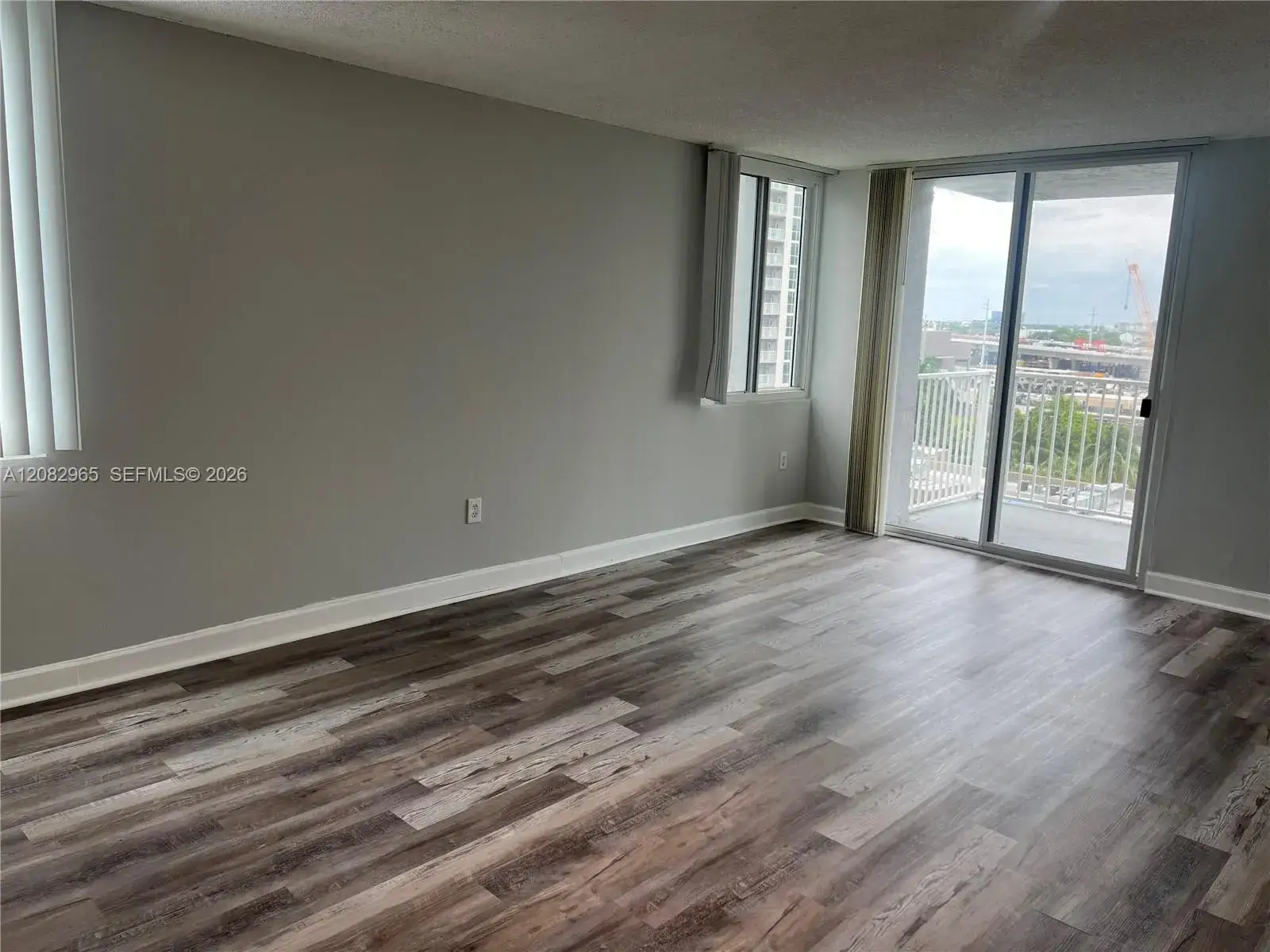 2 bedroom 2 bath Residential Lease for rent at 800 N Miami Ave # 909, Miami FL 33136