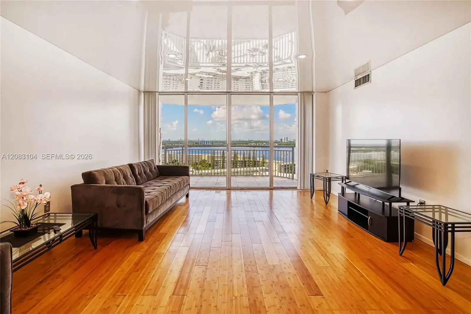 2 bedroom 2 bath Residential for sale at 18021 Biscayne Blvd # 1604, Aventura FL 33160