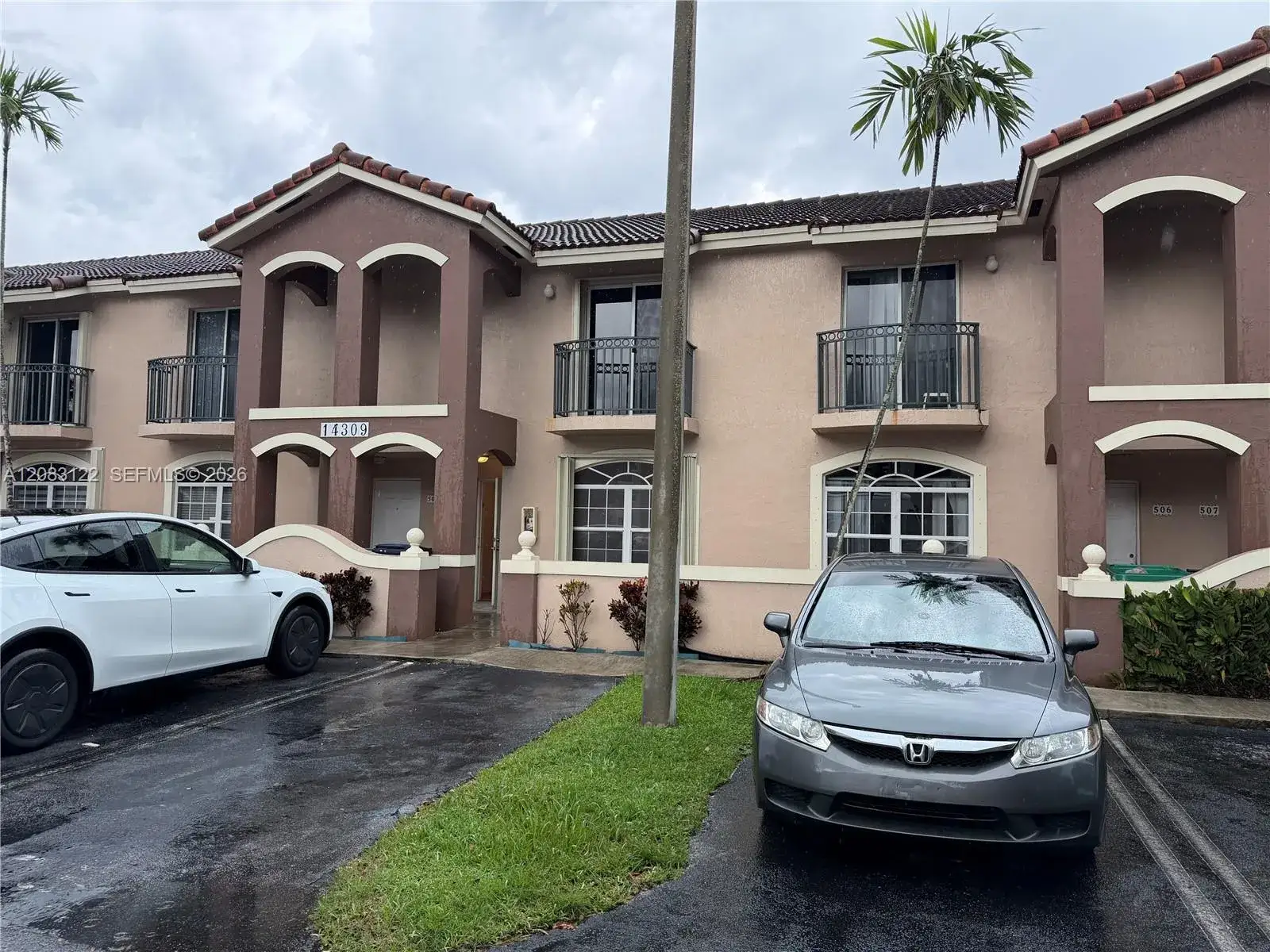 2 bedroom 2 bath Residential Lease for rent at 14309 SW 96th St # 505, Miami FL 33186