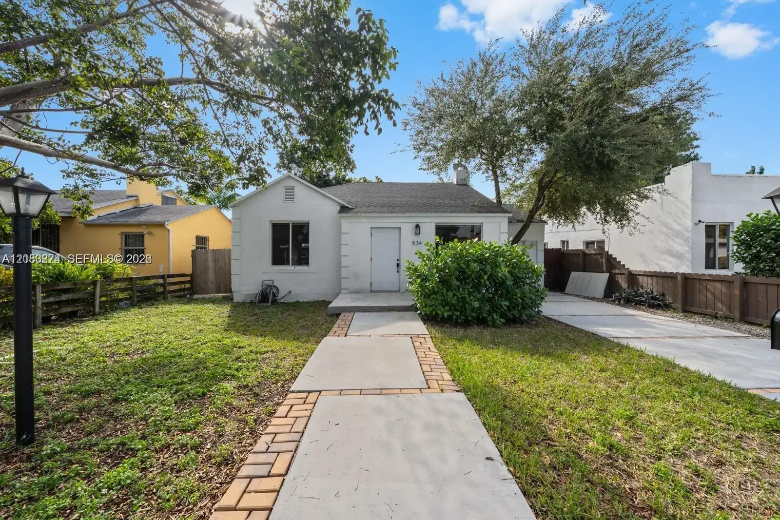 2 bedroom 1 bath Residential Lease for rent at 534 NW 50th St # A, Miami FL 33127