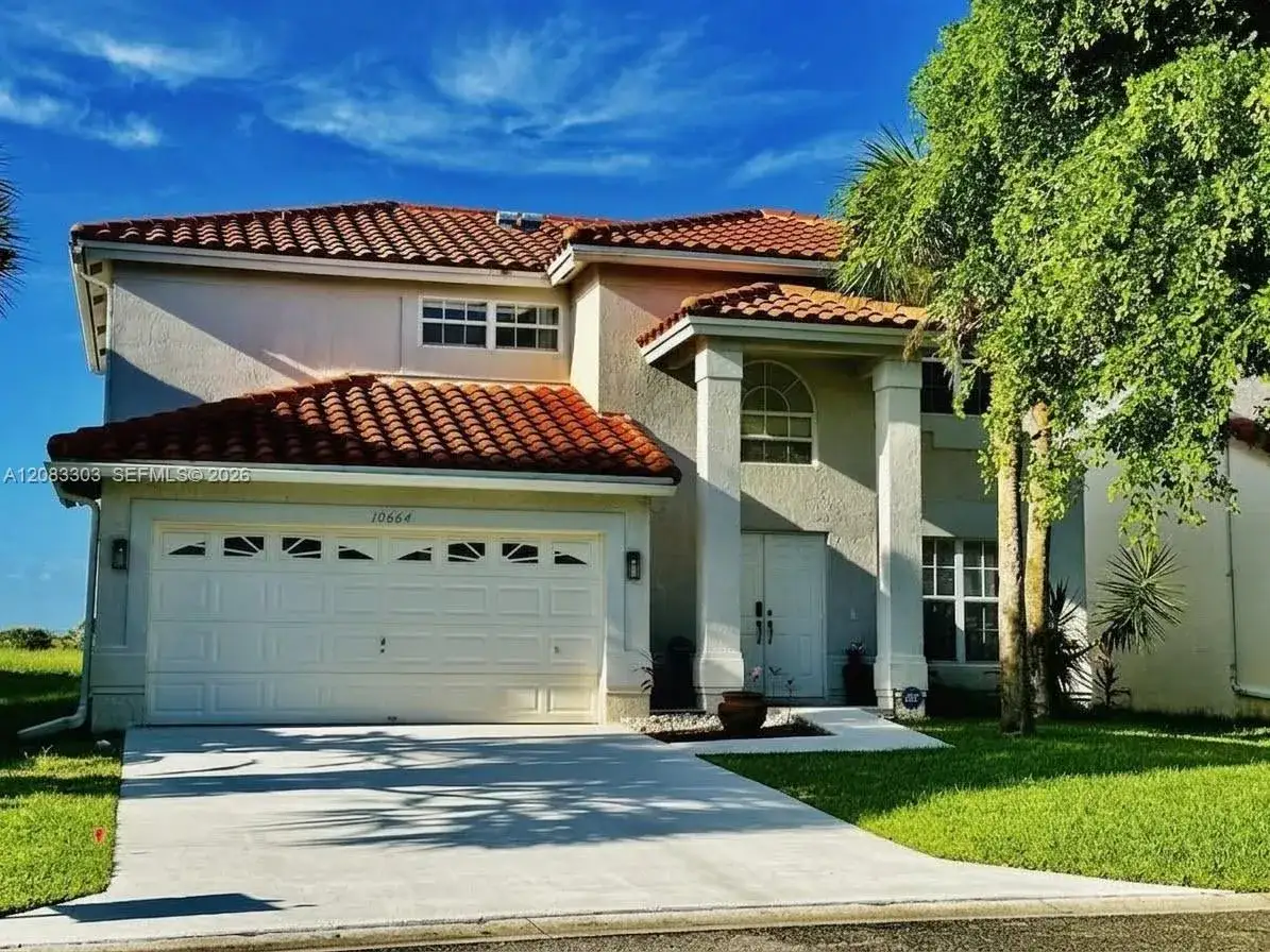 4 bedroom 2 bath Residential for sale at 10664 Oak Lake Way, Boca Raton FL 33498