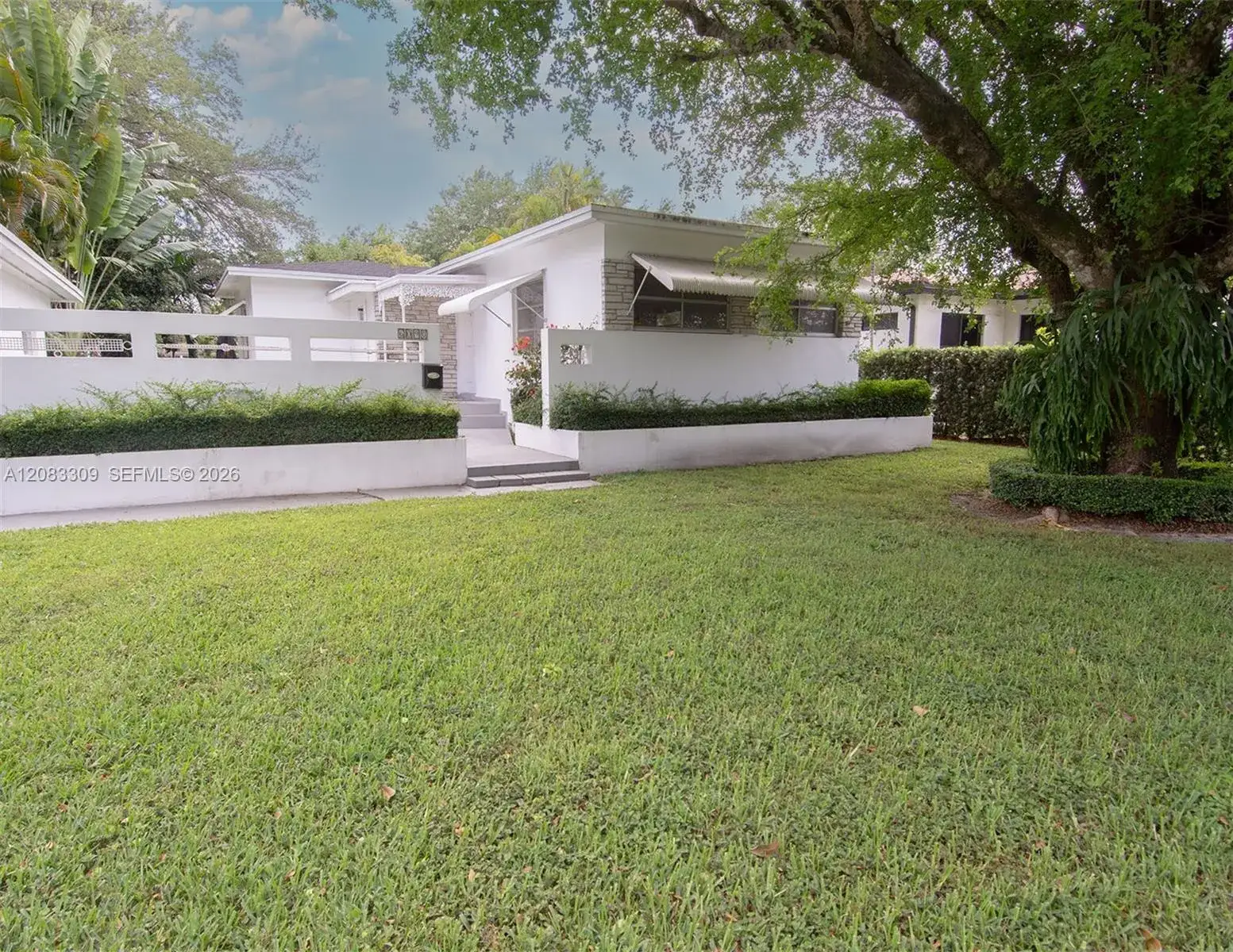 6090 SW 27th St, Miami FL 33155