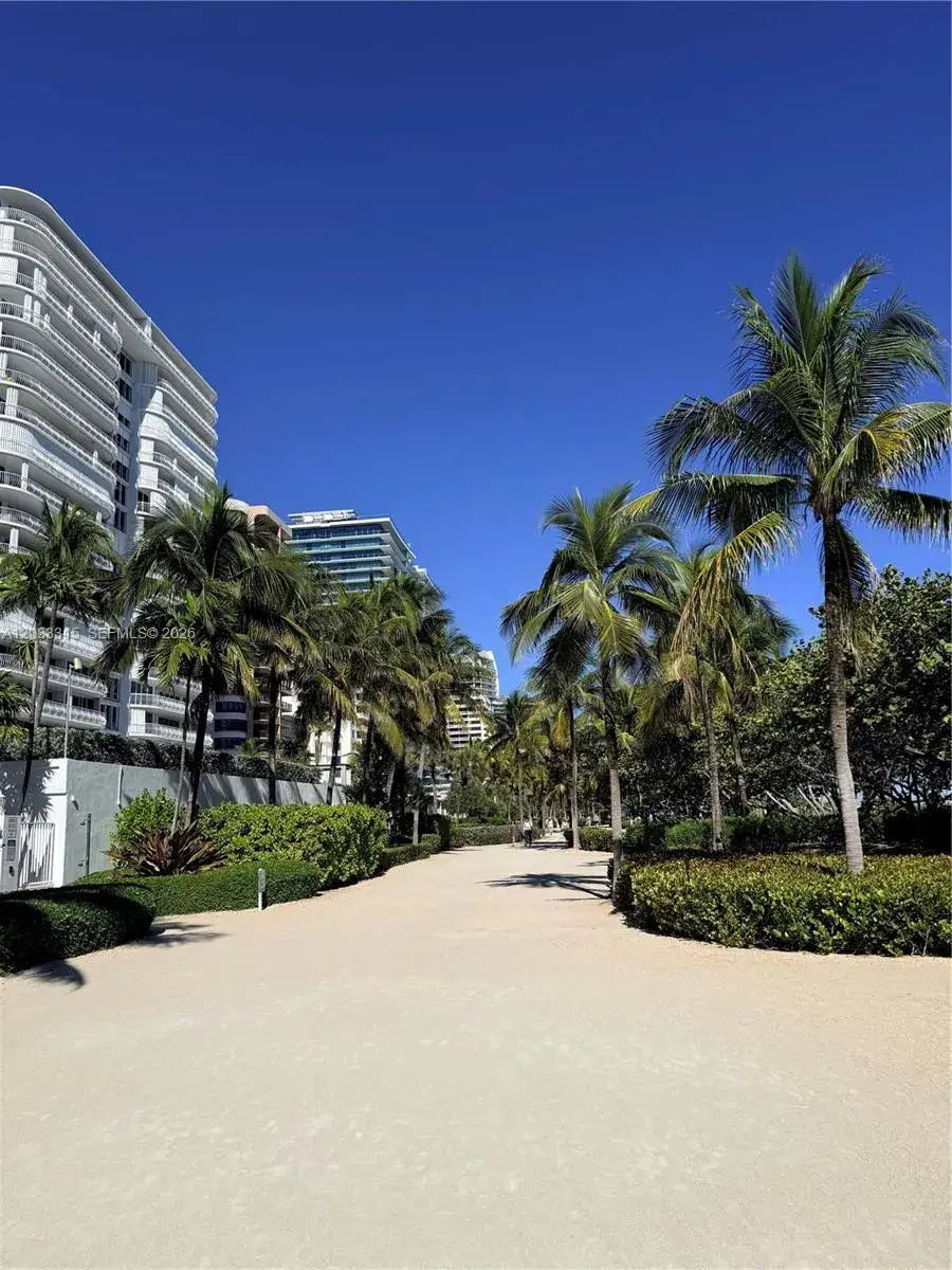 2 bedroom 1 bath Residential for sale at 10185 E Collins Ave # 822, Bal Harbour FL 33154