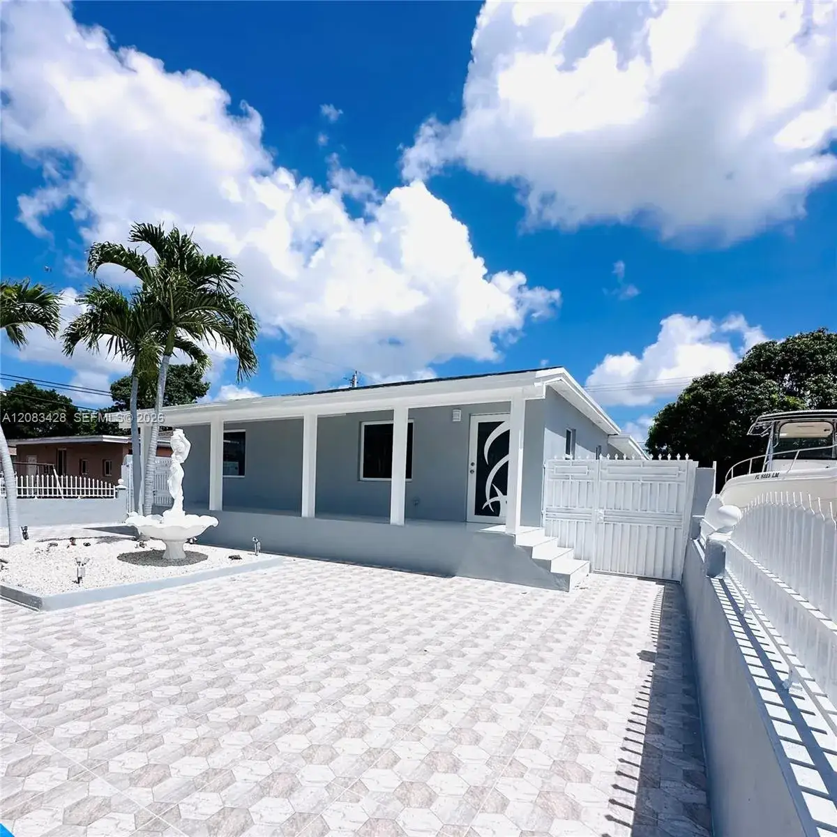 82 E 16th St, Hialeah FL 33010