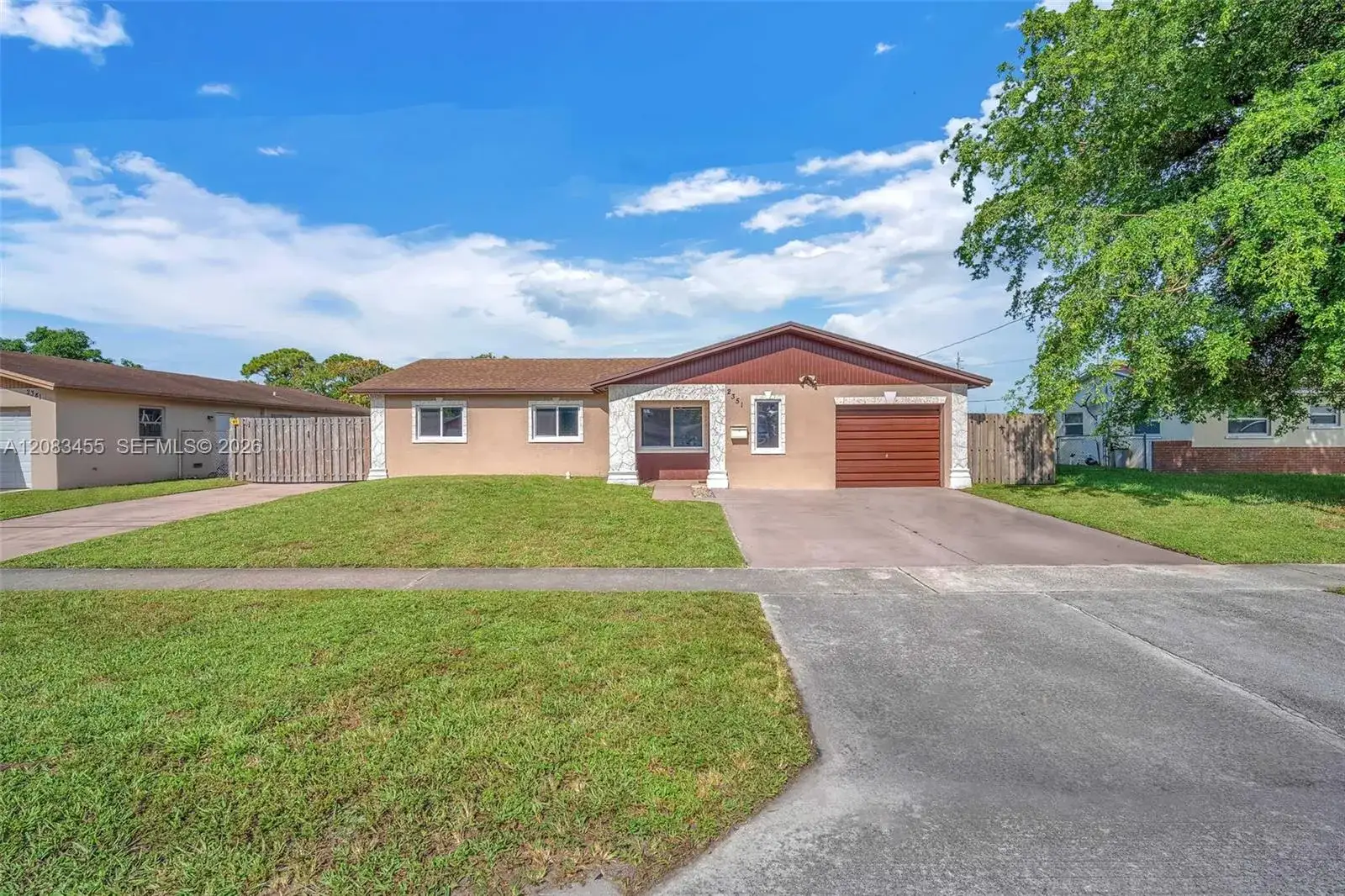 2351 NW 60th Ter, Sunrise FL 33313
