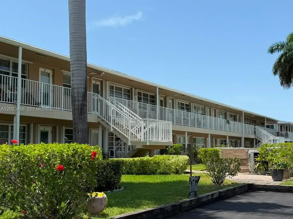 500 Layne Blvd # 15, Hallandale Beach FL 33009