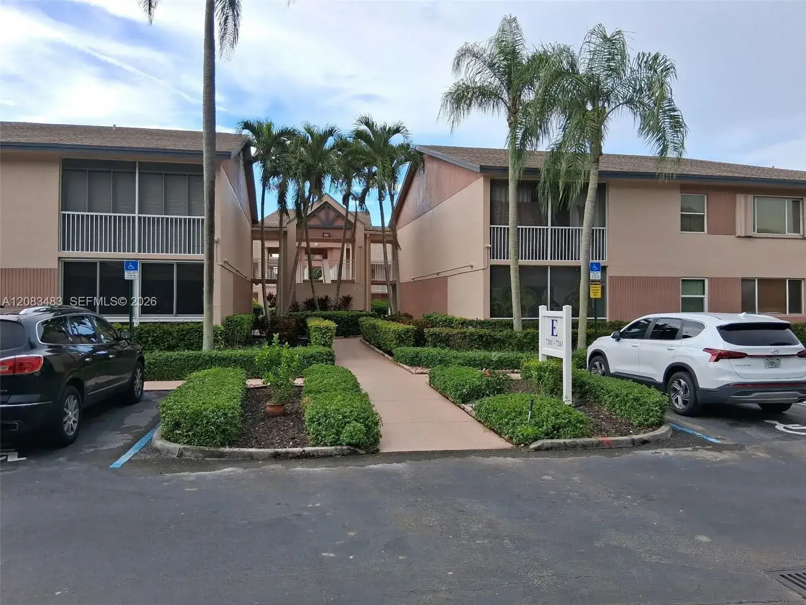 2 bedroom 2 bath Residential for sale at 7245 S Devon Dr # 112, Tamarac FL 33321