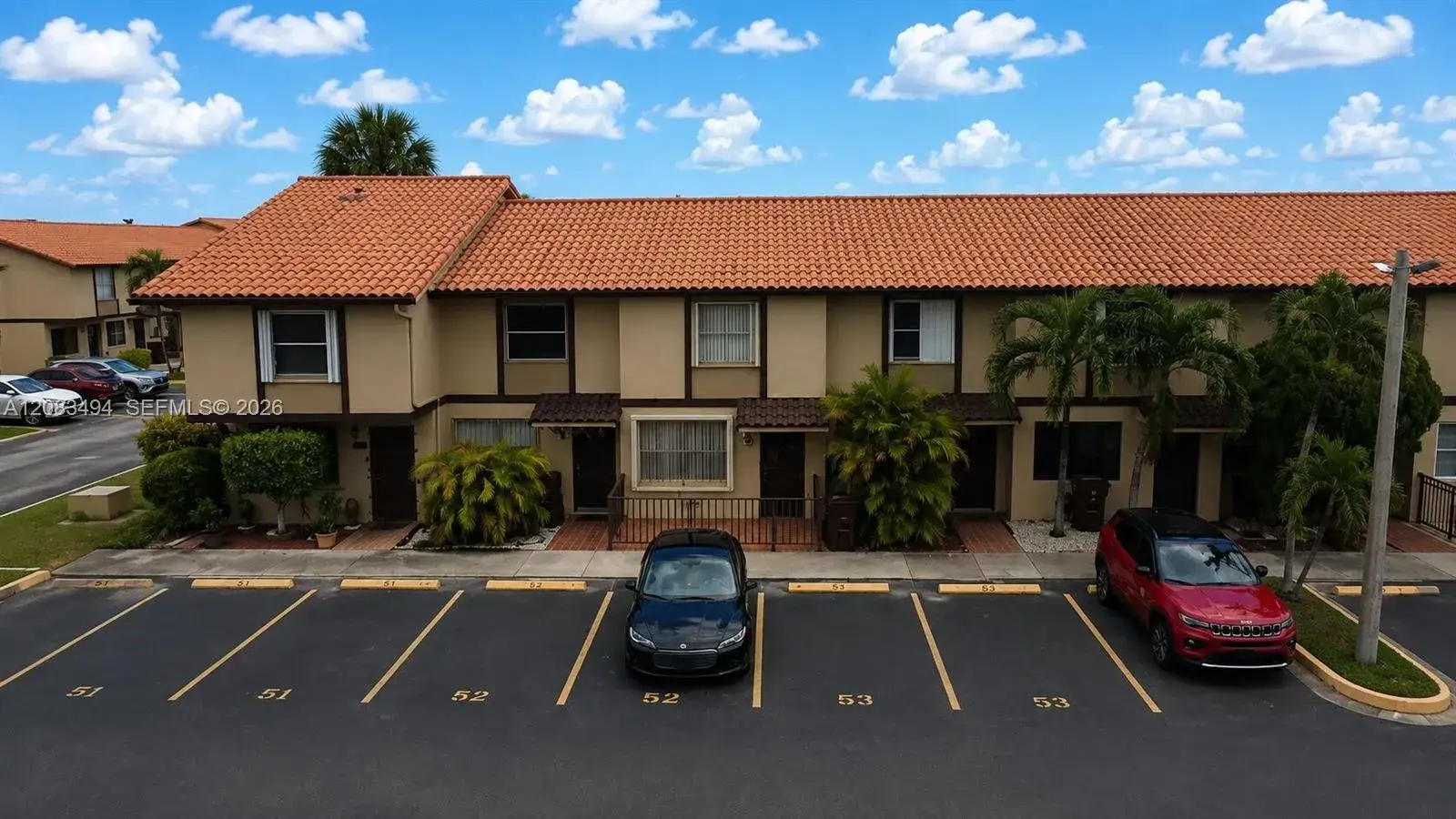 2 bedroom 2 bath Residential for sale at 4125 W 11th Ln # 52, Hialeah FL 33012