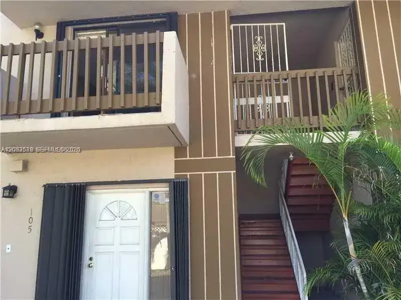 1 bedroom 1 bath Residential Lease for rent at 13679 SW 62nd St # 5, Miami FL 33183