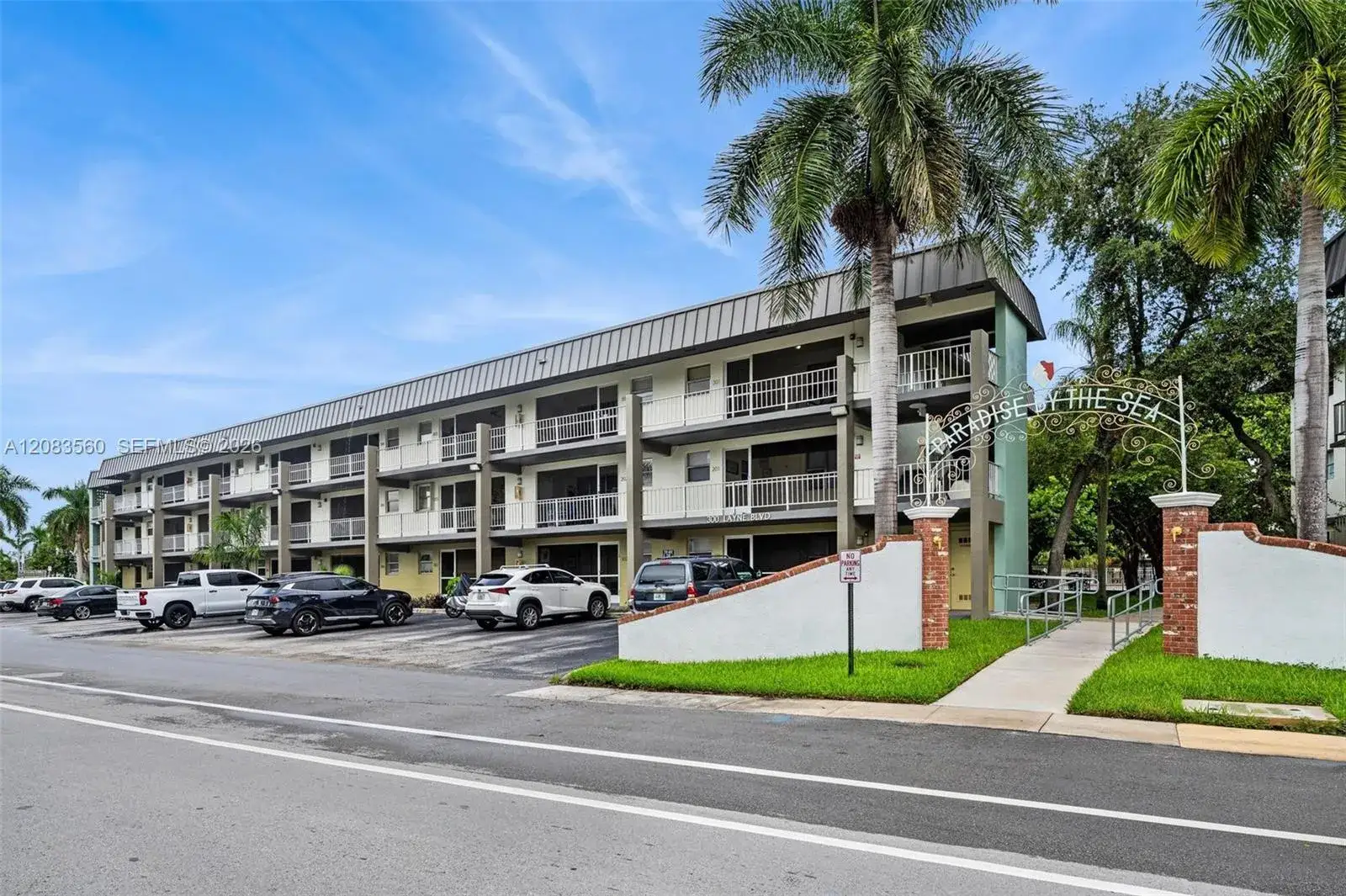 1 bedroom 1 bath Residential Lease for rent at 250 Layne Blvd # 304, Hallandale Beach FL 33009