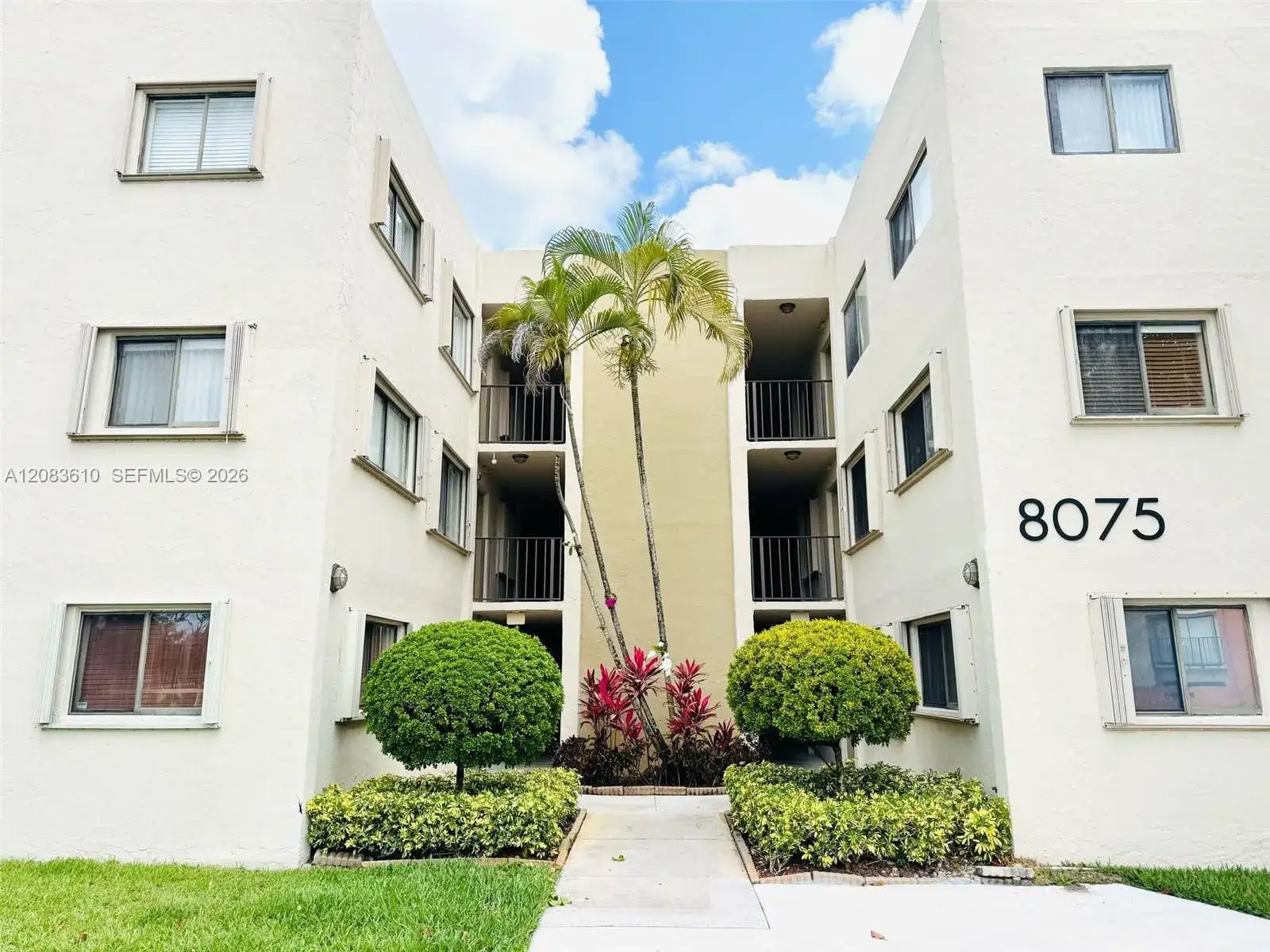 2 bedroom 2 bath Residential for sale at 8075 SW 107th Ave # 123, Miami FL 33173