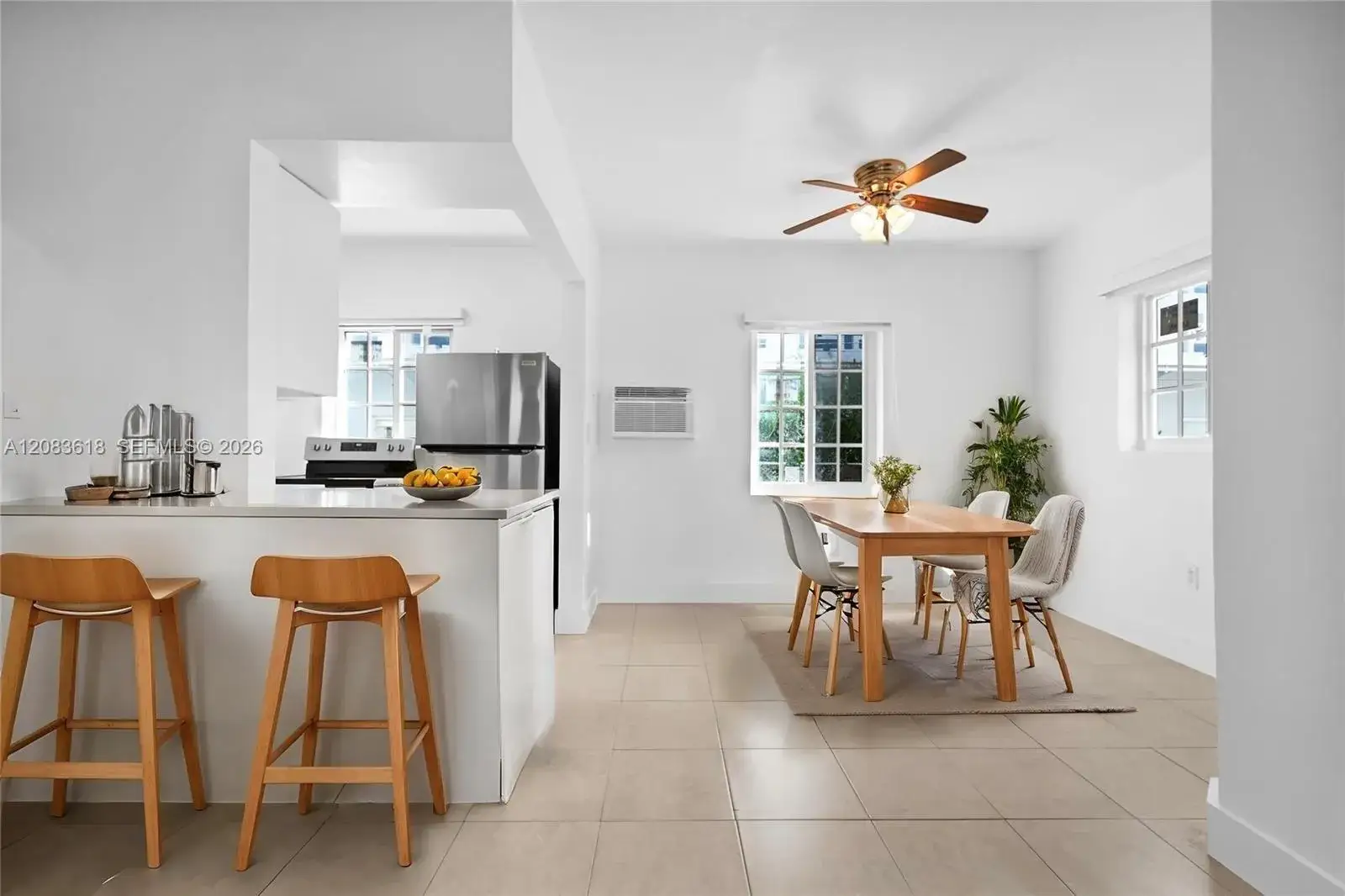 1 bedroom 1 bath Residential Lease for rent at 1195 Marseille Dr # 5, Miami Beach FL 33141