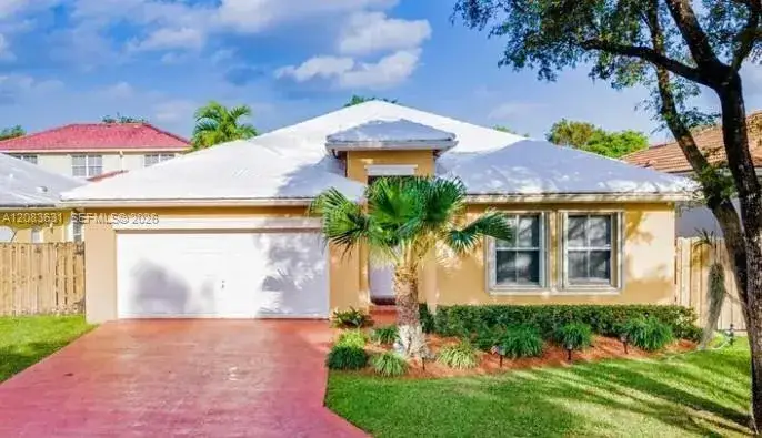 3 bedroom 2 bath Residential Lease for rent at 8133 SW 163rd Pl # 8133, Miami FL 33193
